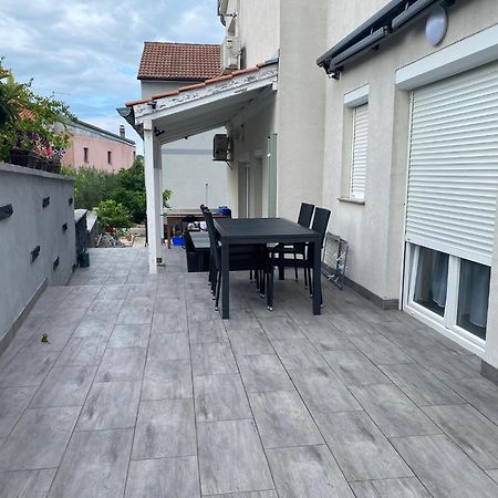 Apartmani Gavran Pirovac Exteriér fotografie