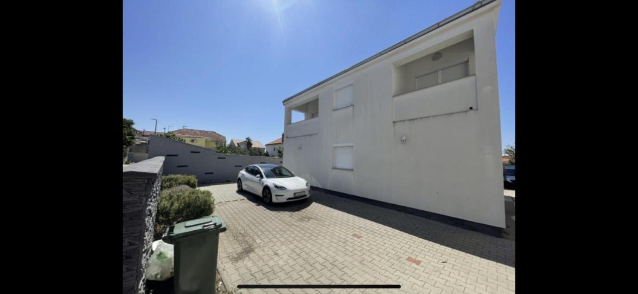 Apartmani Gavran Pirovac Exteriér fotografie