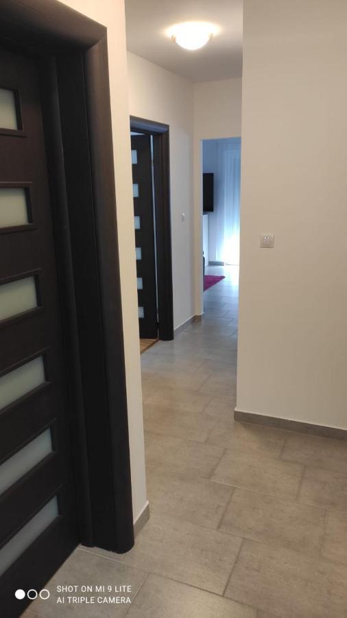 Apartmani Gavran Pirovac Exteriér fotografie